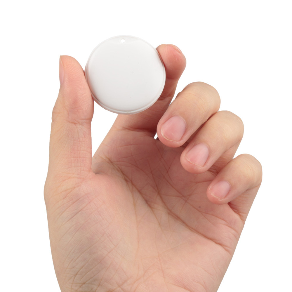 Mini Pet GPS Tracker – Smart Locator Keychain for Dogs & Cats - Image 5